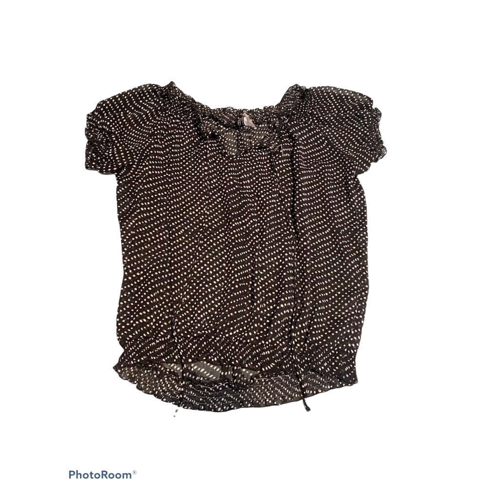 Cute chiffon top black white dots